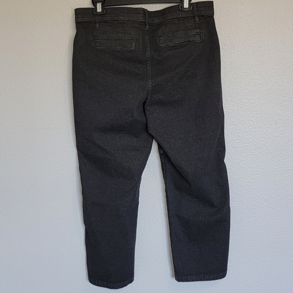LIZ CLAIBORNE MID RISE BLACK CROP JEANS/ SIZE 12P. - Picture 2 of 11
